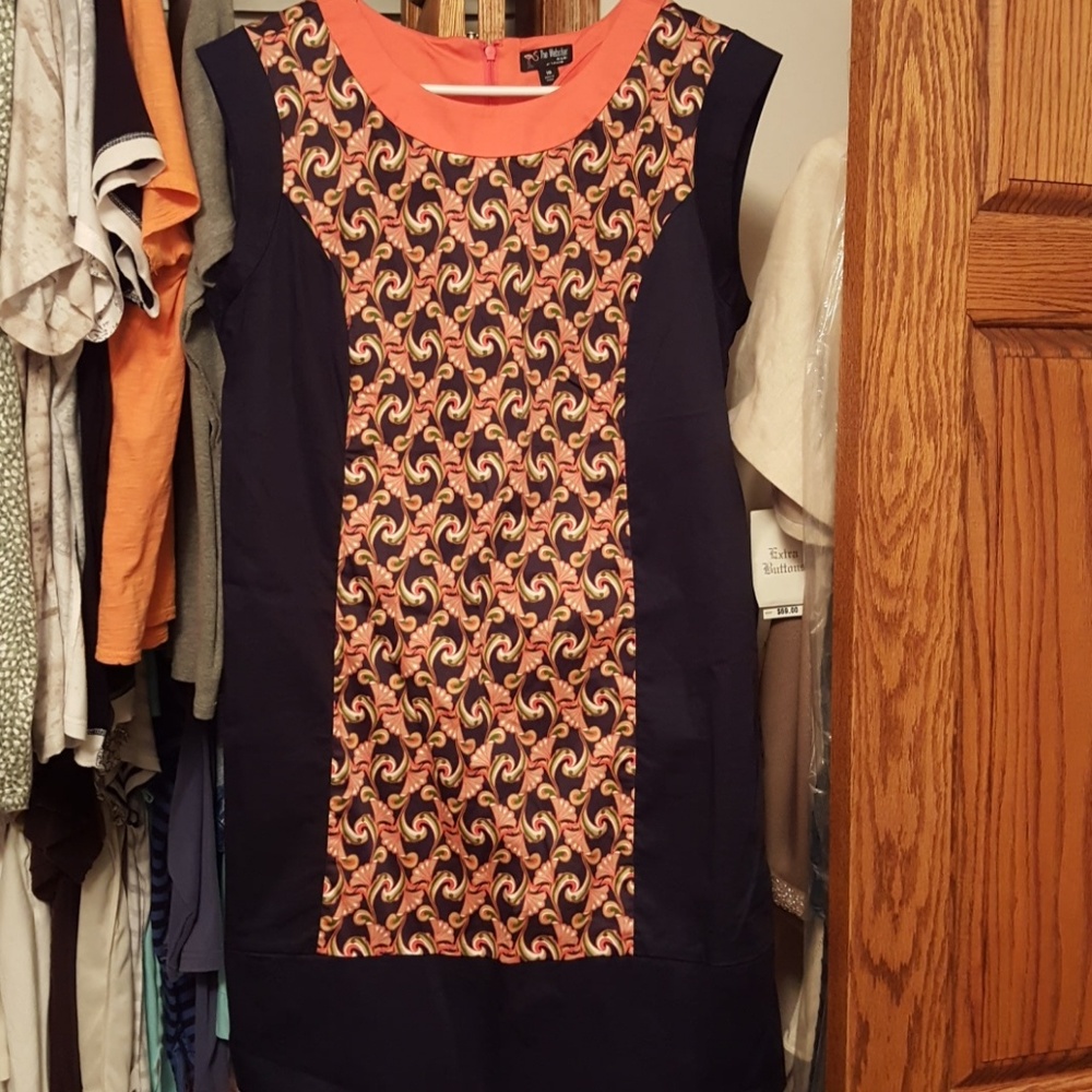 Vintage looking Women's Dress Size 16